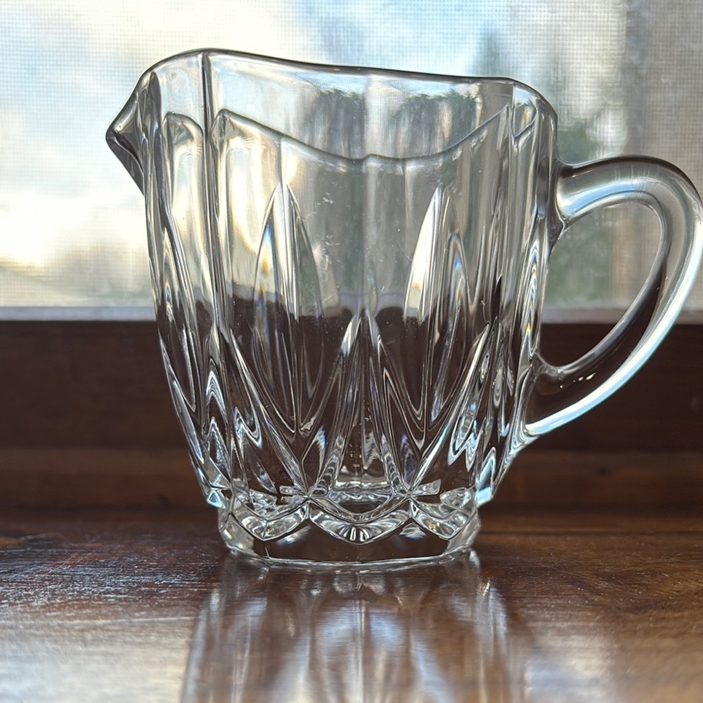 ⭐️Gray Serveware Pitcher/milk jug/creamer with Intricate Design